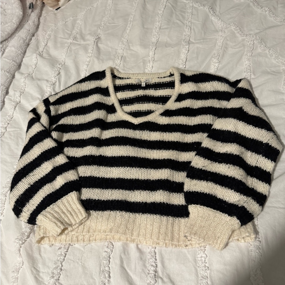Striped V-Neck Madewell Size Small Sweater - Black and Cream